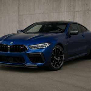 BMW M8 Coupé i blå – luksus hybridbil med plug-in, kraftfuld sportsbil, fleksibel leasing & hurtig levering hos LeasingBird.