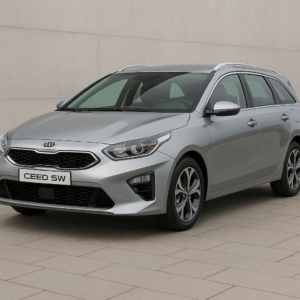 Kia Ceed SW hybridbil i sølv – rummelig kompakt stationcar til fleksibel, hurtig leasing hos LeasingBird.