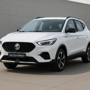 MG ZS Hybrid+ i hvid – rummelig kompakt SUV, hybridbil til fleksibel leasing og hurtig levering hos LeasingBird.