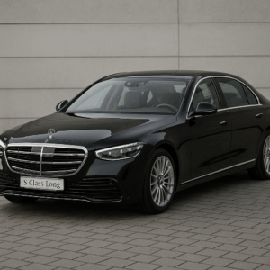 Sort Mercedes-Benz S-Class Long hybridbil – rummelig luksussedan til enkel, hurtig og fleksibel leasing hos LeasingBird.