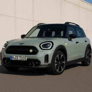 Mini Countryman Electric i mintgrøn – rummelig elbil som kompakt SUV til fleksibel leasing og hurtig levering.