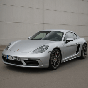 Porsche 718 Cayman i sølv – brændstofeffektiv sportscoupé til fleksibel leasing hos LeasingBird med hurtig levering.
